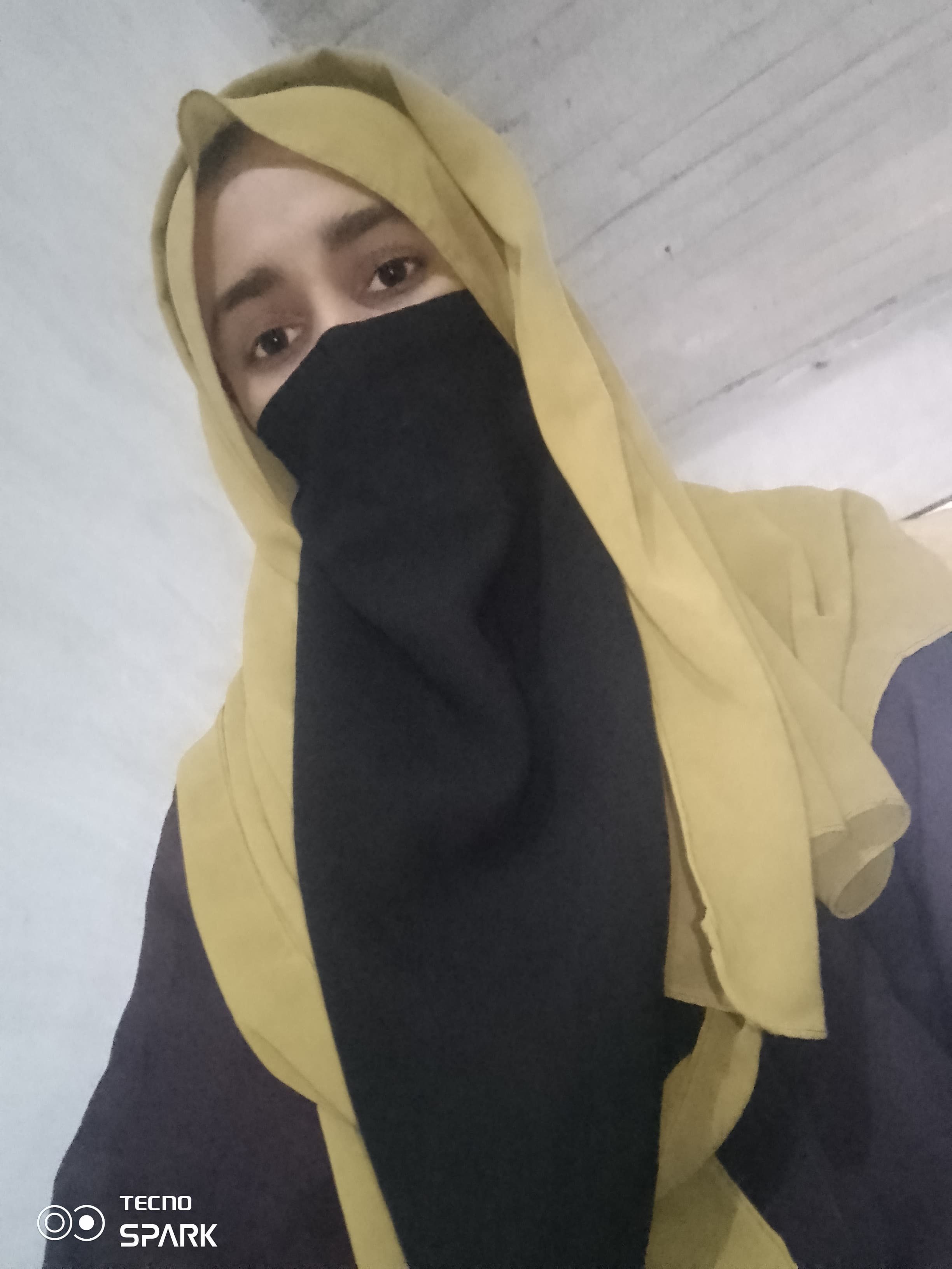Almas Khalid